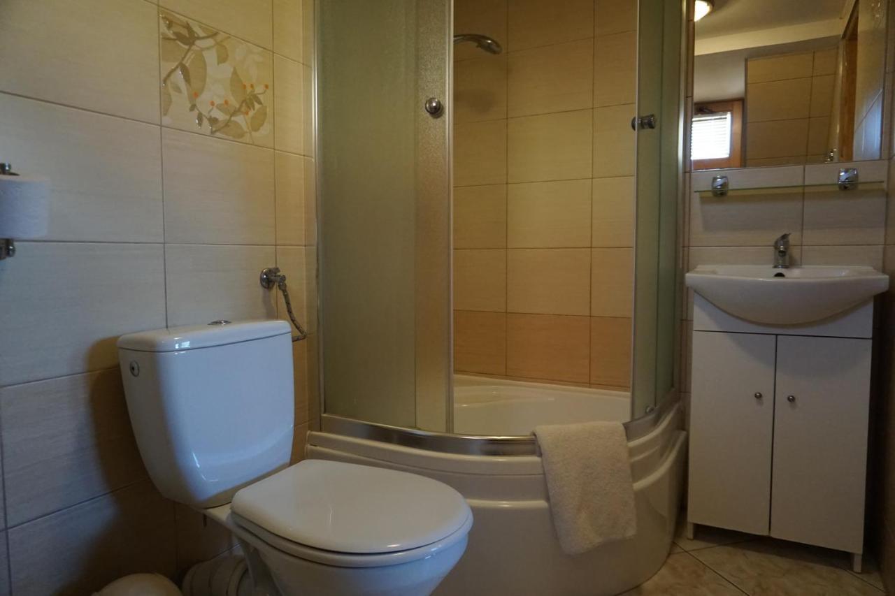 Osrodek Wczasowy Gron Placowka Ngoại thất bức ảnh